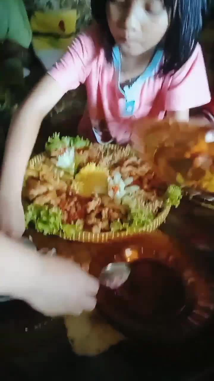 Foto langkah ke 7 dari resep Tumpeng nasi kuning sederhana.