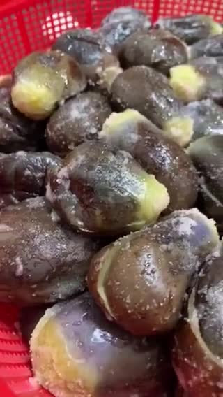 صورة لخطوة 4 من وصفة مكدوس البيتنجان