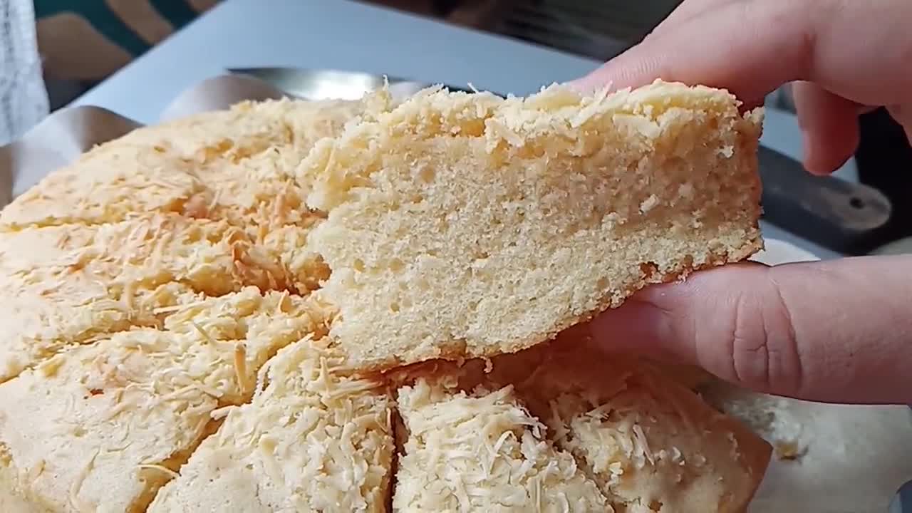 Foto langkah ke 4 dari resep Bolu SKM Simple Banget.