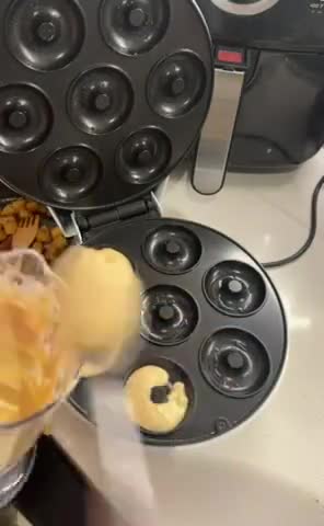 Foto del paso 3 de la receta: Mini donas de almendra y manzana. Sin gluten