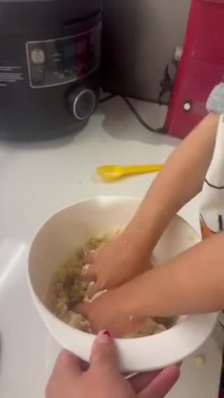 Foto del paso 2 de la receta: Mini Waffles de pan de bono