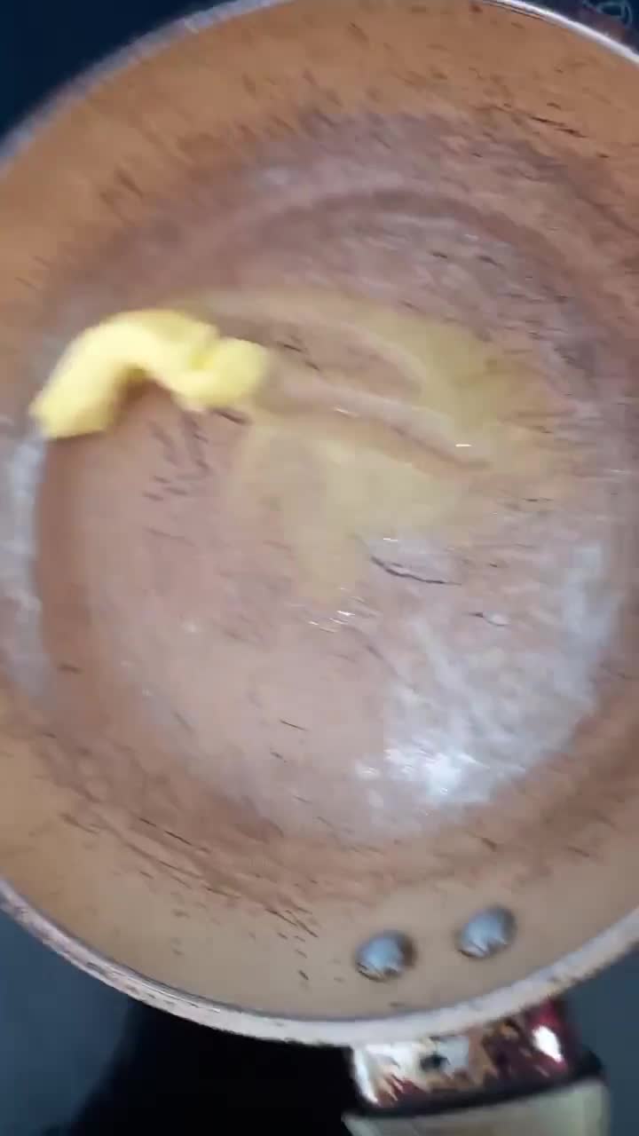 Foto langkah ke 2 dari resep Dorayaki Isi Coklat.