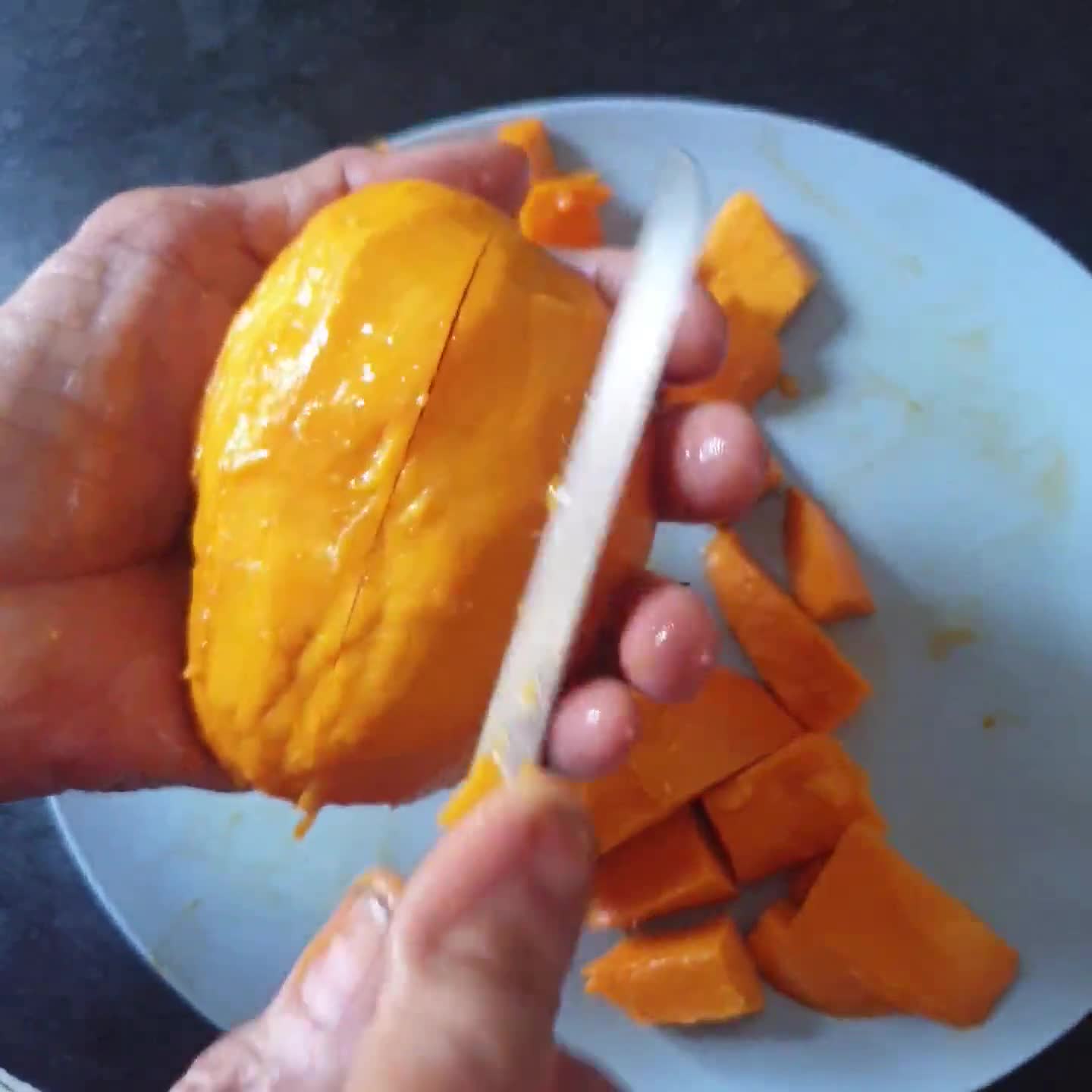 મેંગો મસ્તાની (Mango Mastani recipe in Gujarati) રેસીપી સ્ટેપ2ફોટો