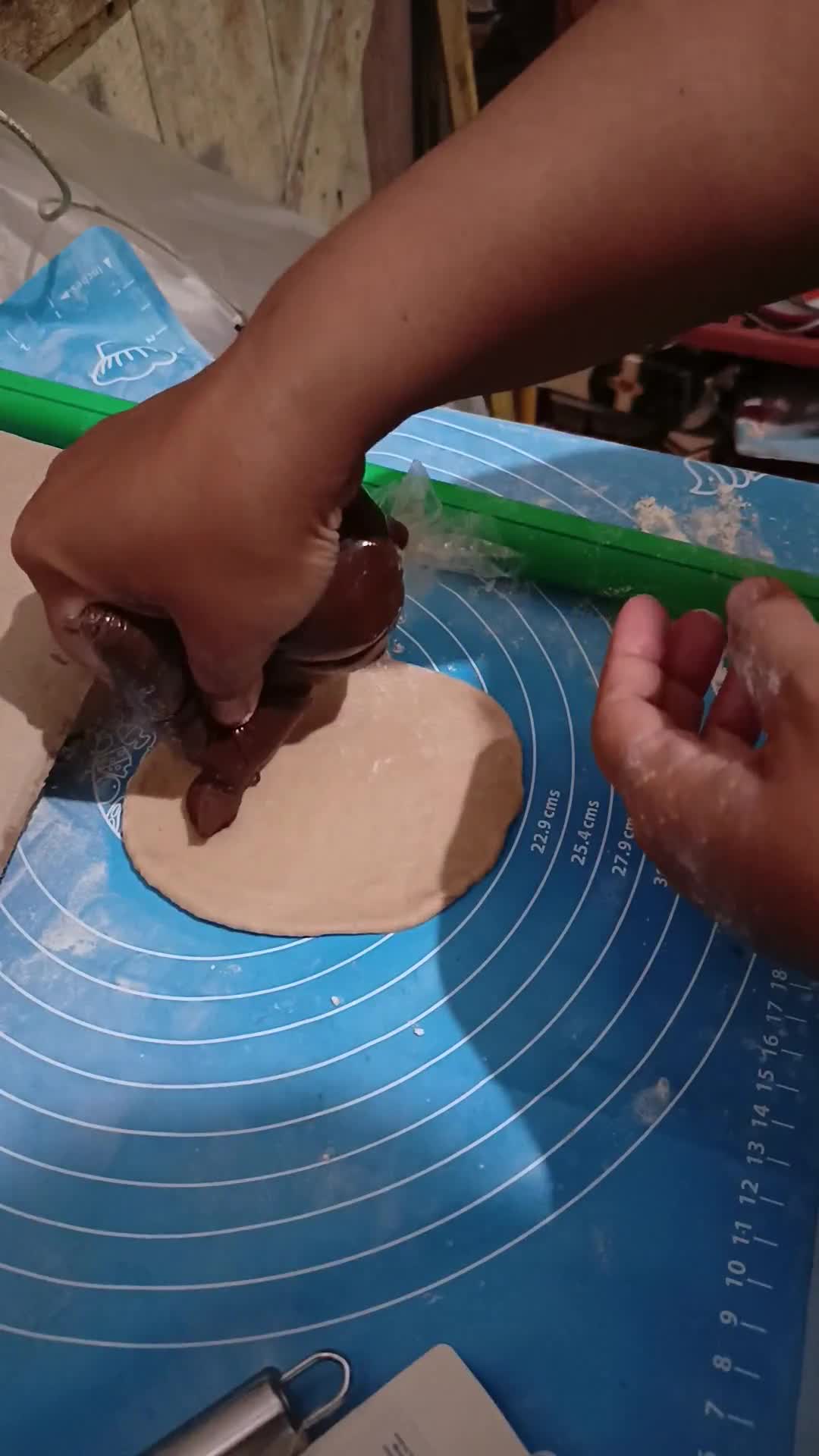 Foto langkah ke 14 dari resep Roti cokelat.