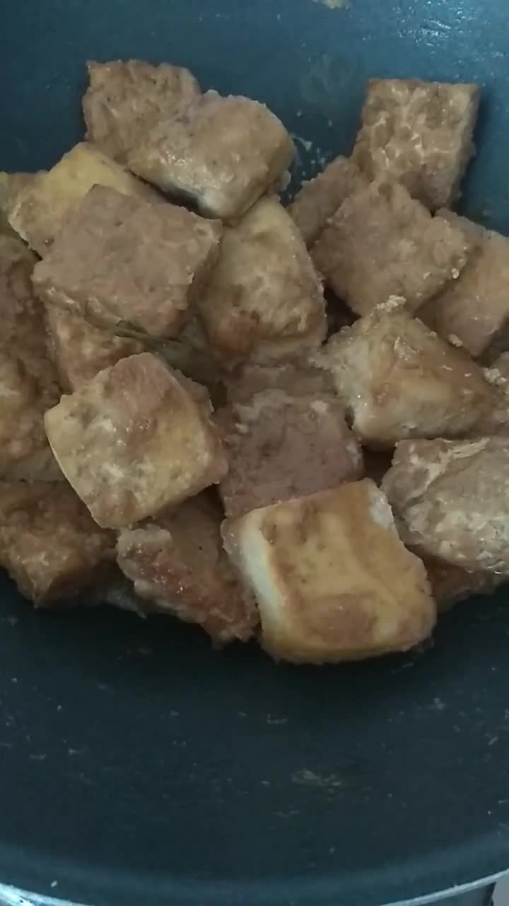 Foto langkah ke 3 dari resep Tahu Tempe Bacem Air Kelapa.