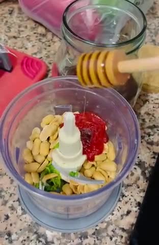 Foto del paso 1 de la receta: Picada de cacahuete para pescado 🥜 🐟