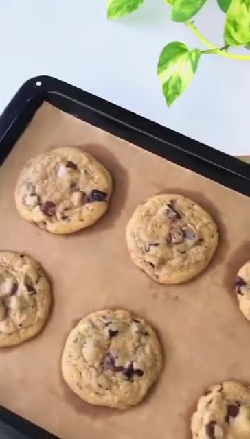 Foto langkah ke 5 dari resep Chocolate chips cookies 🍪.