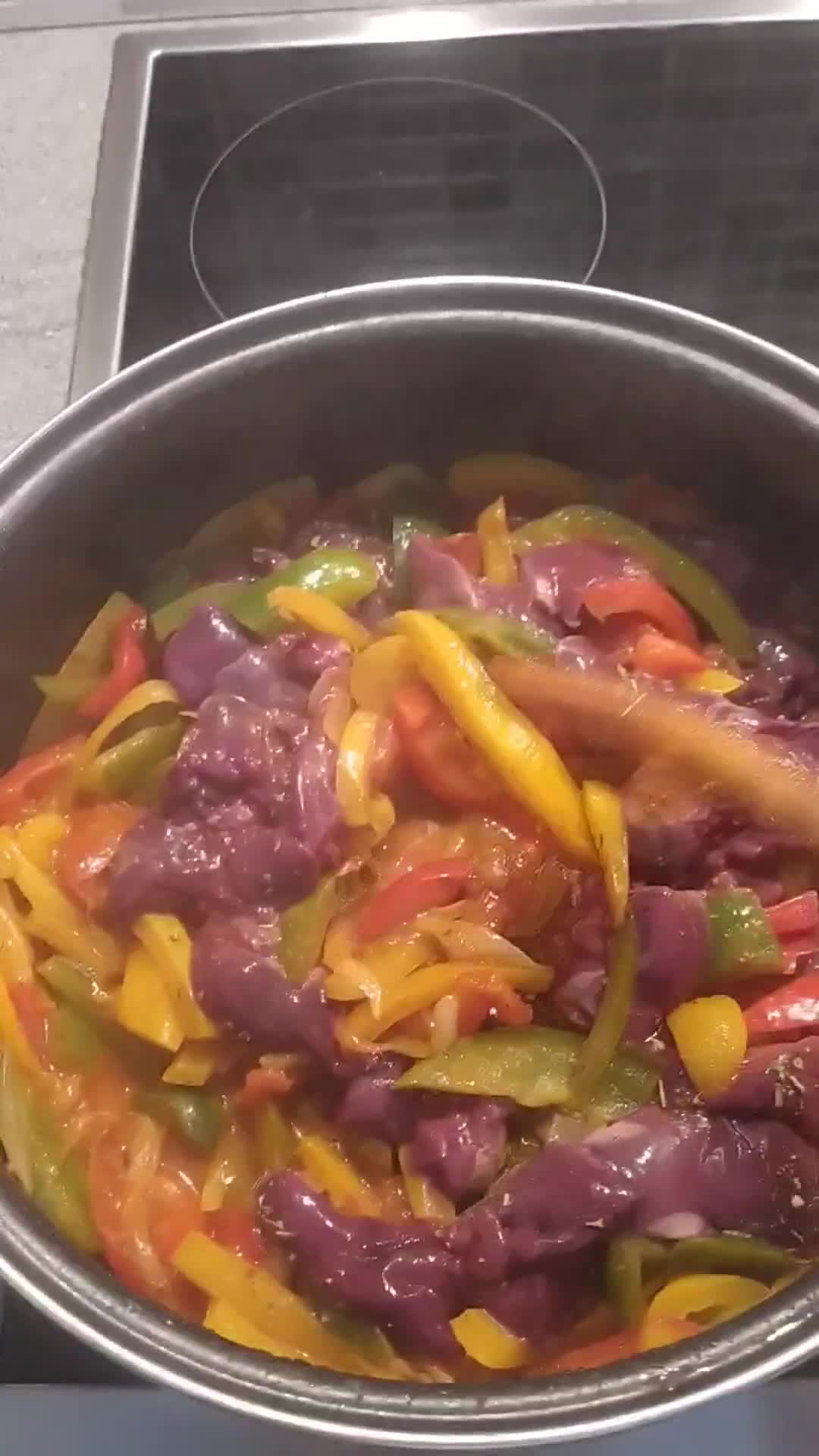 Lecsós csirkemáj török módra recept fázis 4 fotója