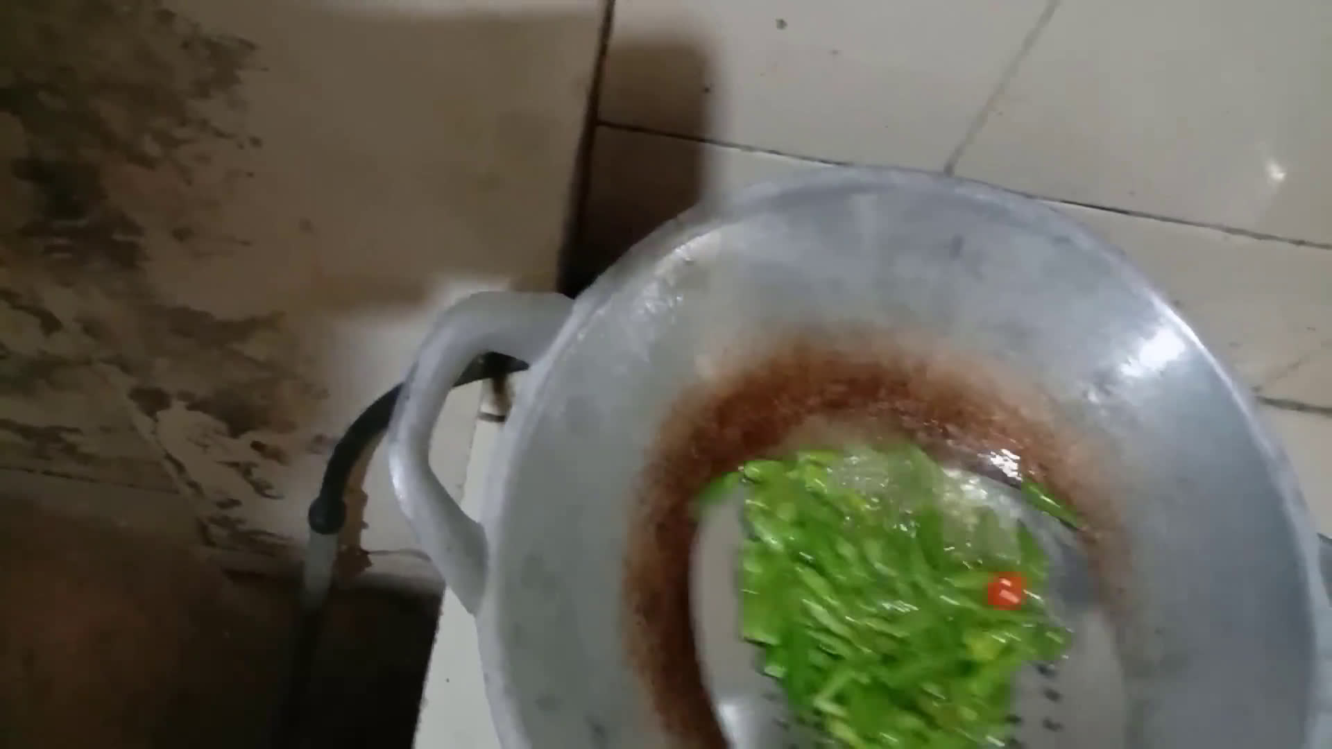 Foto langkah ke 4 dari resep Sambal rawit ijo jos gandos.