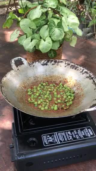 Gambar langkah 4 resipi Sambal Terung Pipit.