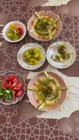 صورة لخطوة 4 من وصفة اطيب فطور متبل الحمص