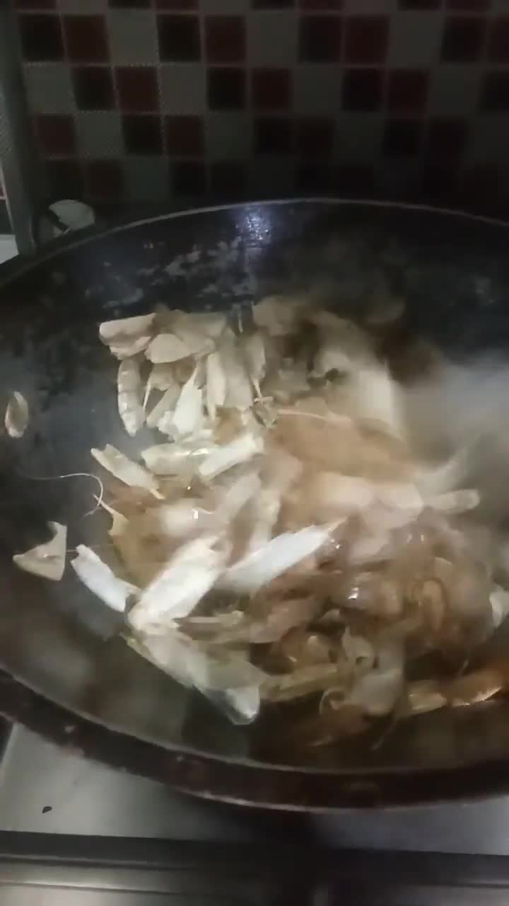 Foto langkah ke 1 dari resep Kaldu Kulit Udang.