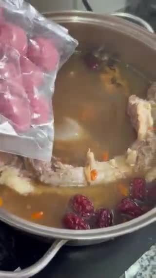 Hình bước làm 6 của món Lẩu Bò Thuốc Bắc Ngày Mưa 🌧