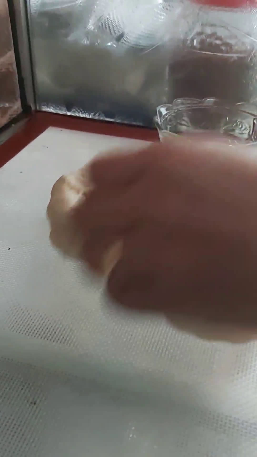 Foto langkah ke 2 dari resep Pizza sederhana.