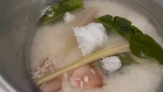Foto langkah ke 1 dari resep Nasi Uduk.