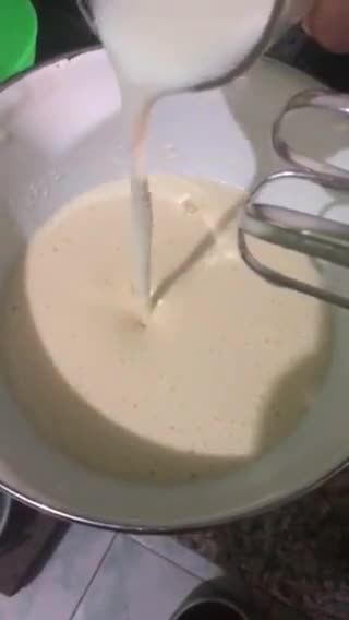 Foto langkah ke 4 dari resep Limonlu Revani (Semolina Cake in sugar syrup).