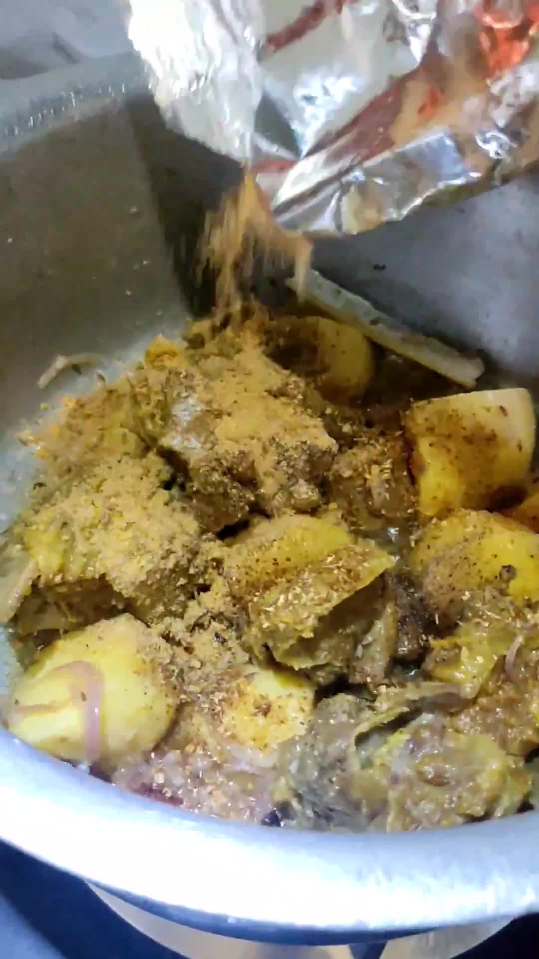 A picture of step 6 of Mutton Yakhni Pulao.