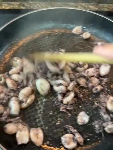 Foto del paso 3 de la receta: Chipirones con ajitos