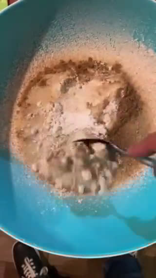Foto del paso 2 de la receta: Muffins de Manzana y canela