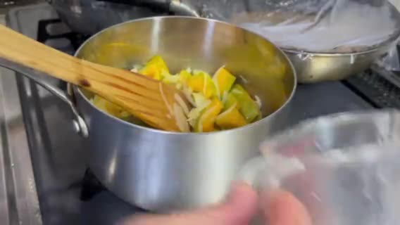 秋の味覚カボチャのスープ作り方3写真