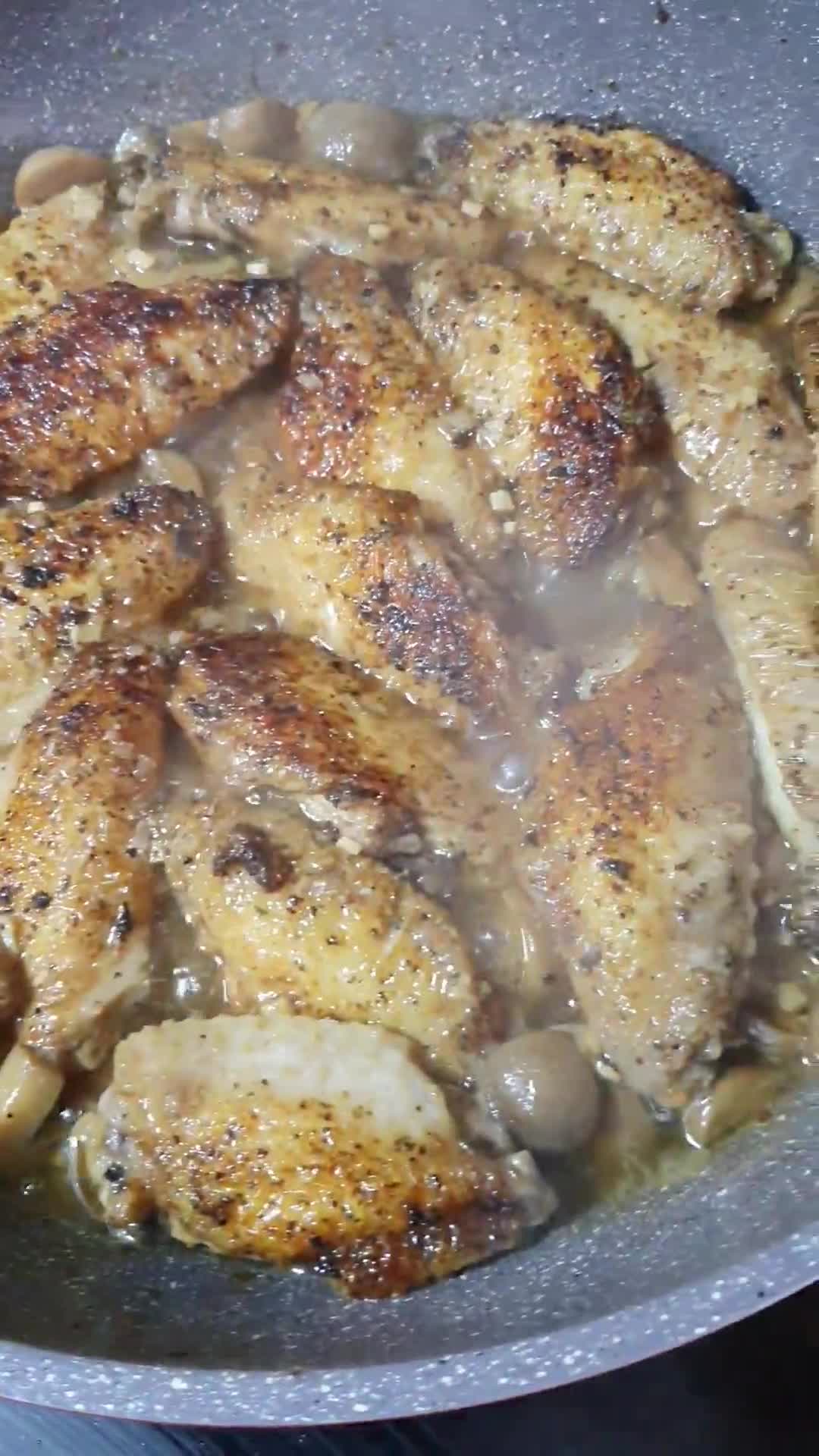 Foto del paso 3 de la receta: Alitas al ajillo de Luisa