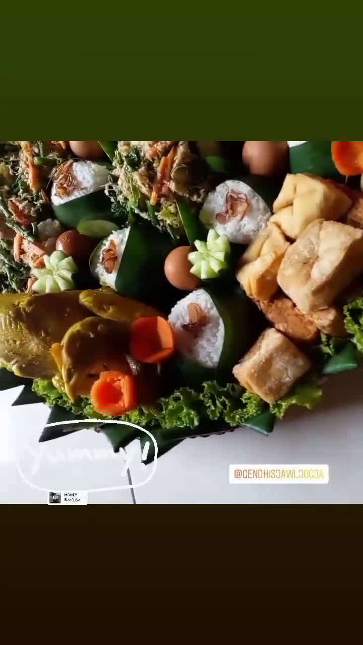 Foto langkah ke 8 dari resep Nasi ingkung tampahan.
