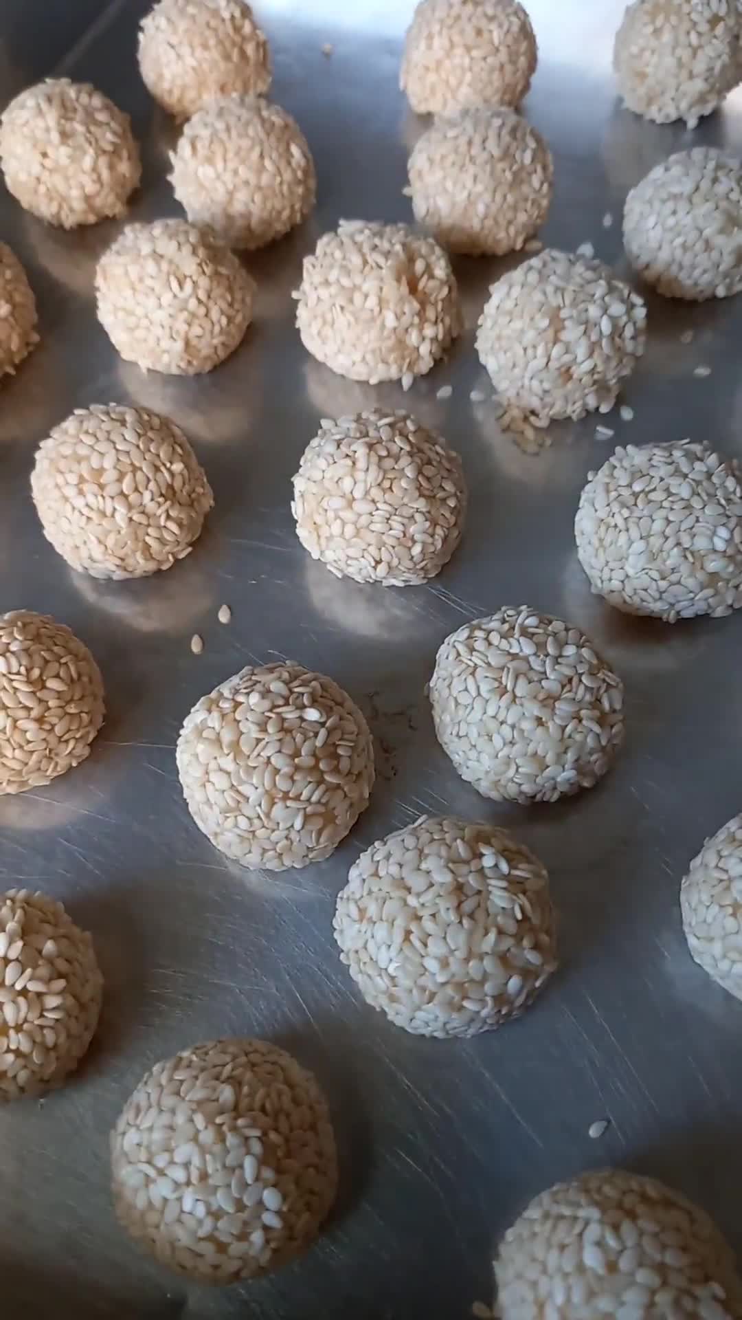Foto langkah ke 4 dari resep Onde-onde Ketawa.