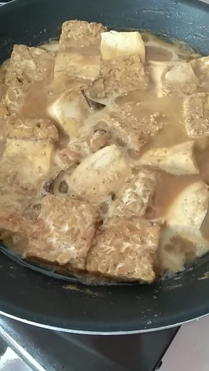 Foto langkah ke 2 dari resep Tahu Tempe Bacem Air Kelapa.