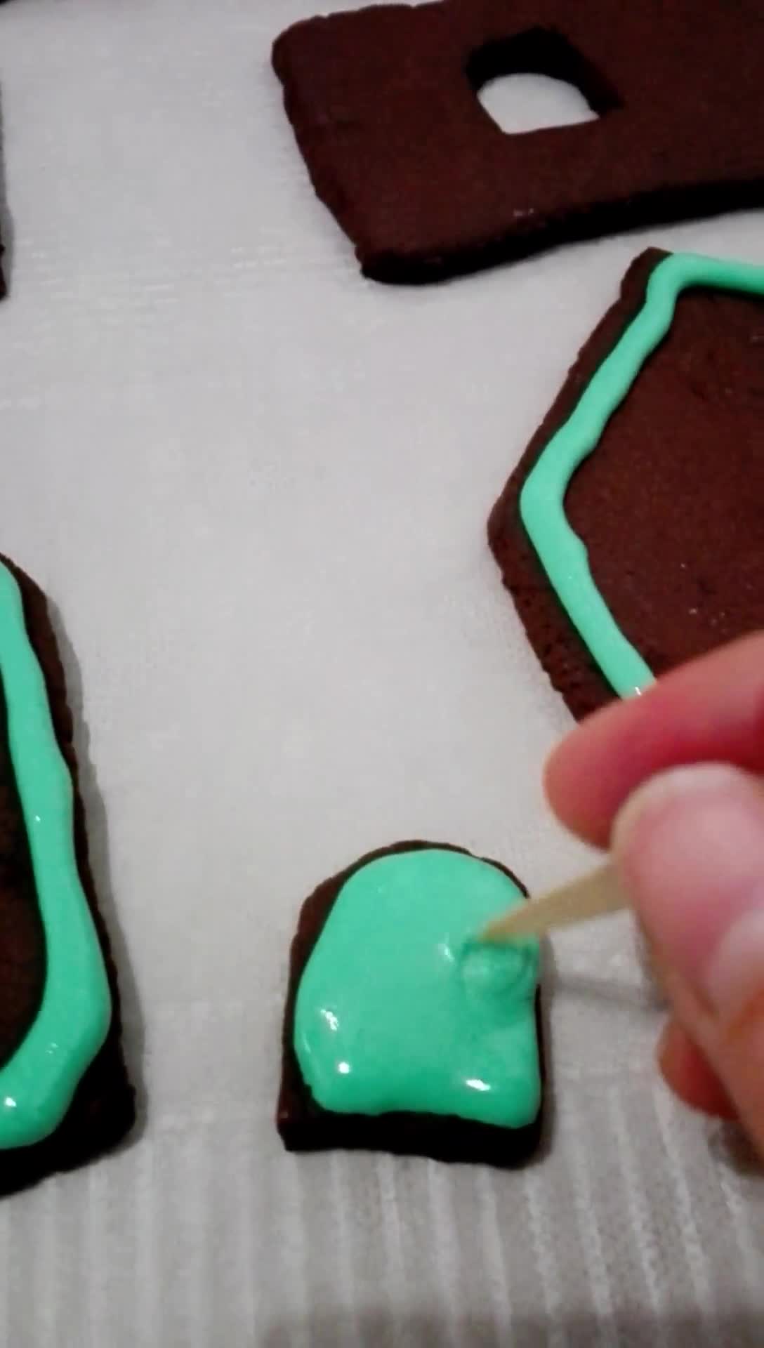 Foto del paso 10 de la receta: Casa del terror con galletas de mantequilla