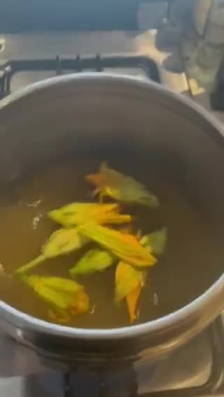 Foto del paso 2 de la receta: Ramen vegetariano de setas