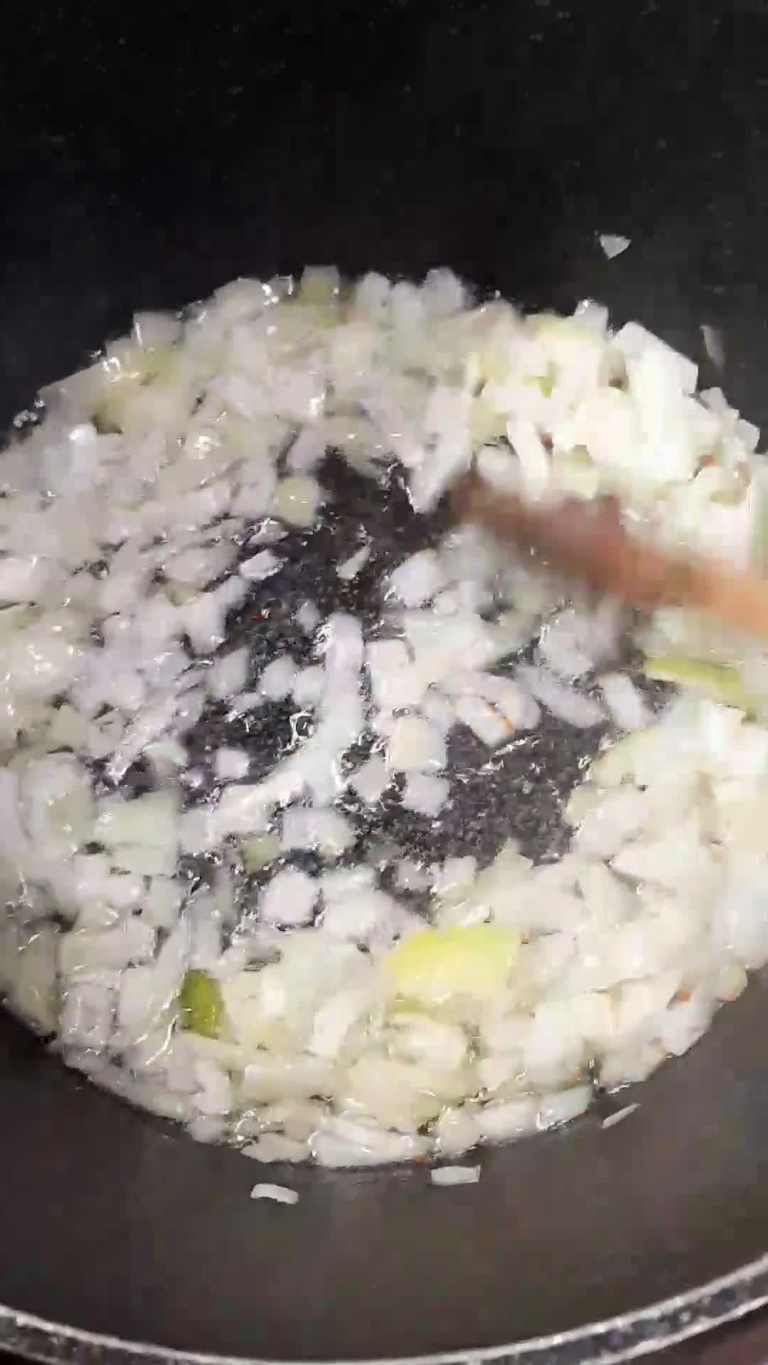 Tejfölös gombapaprikás🧅🧄🍄🌶 nokedlivel recept fázis 1 fotója