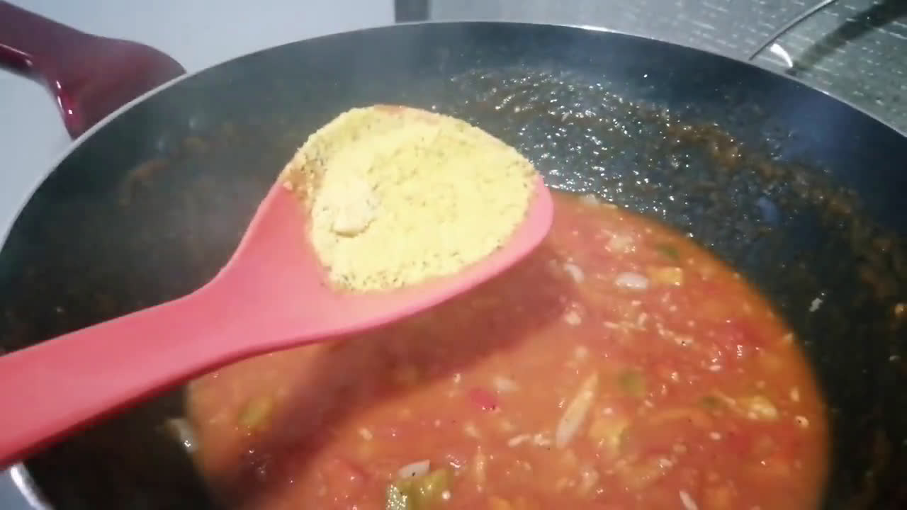Foto del paso 10 de la receta: Pollo 🐔 con tornillo 🔩 (pasta)
