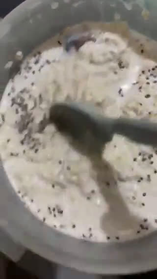 Foto langkah ke 2 dari resep Overnight Oatmeal.