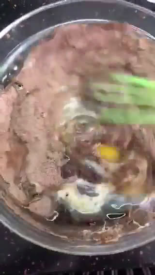 A picture of step 2 of Chocolate cake🍰.