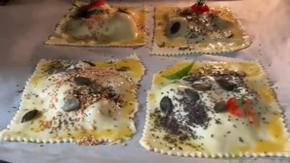 Une image de l'étape 5 de Pâte feuilletée🍃 feta 🧀🍡apéro 🍢estival 🍭.