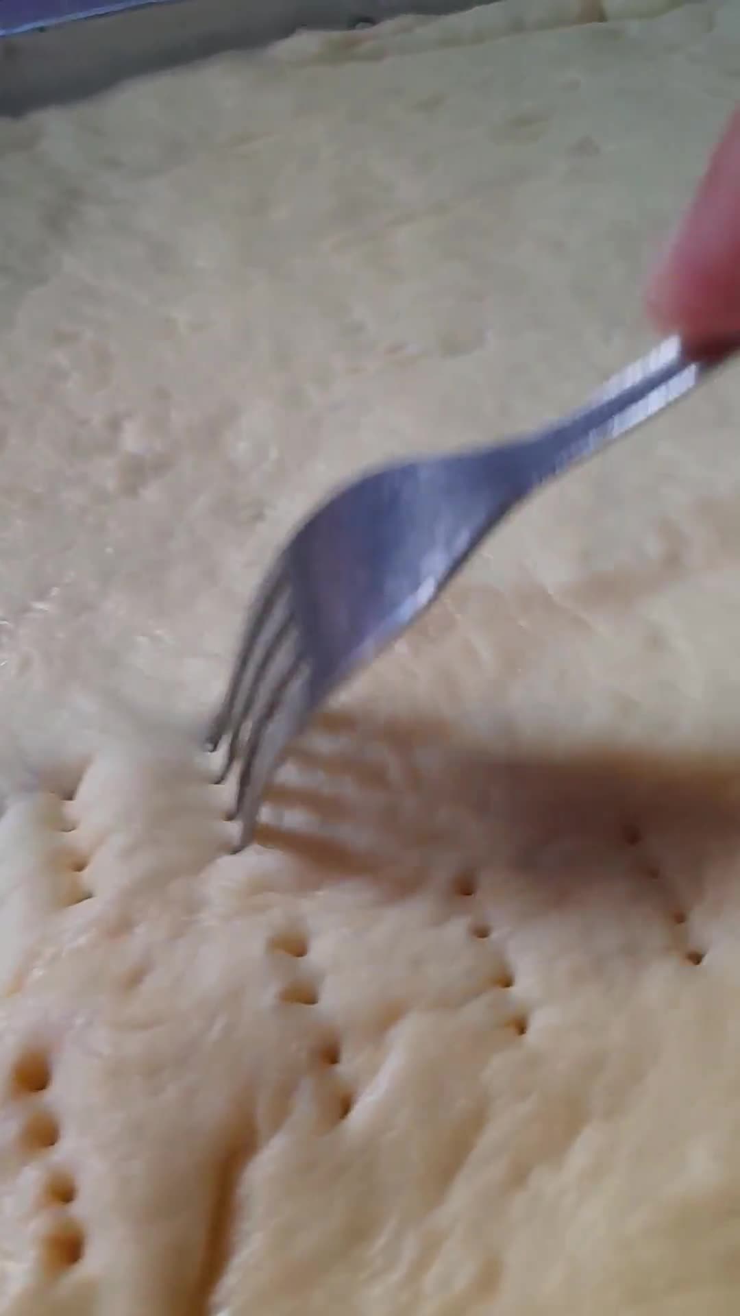 Foto langkah ke 5 dari resep 22.2023. Garlic Cheese Pizza.