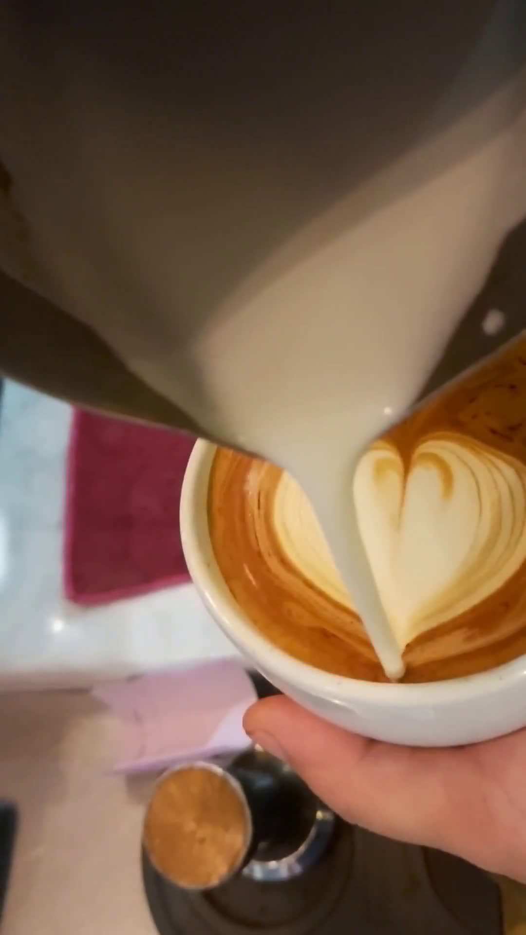 Foto langkah ke 4 dari resep Cappucino ala cafe.