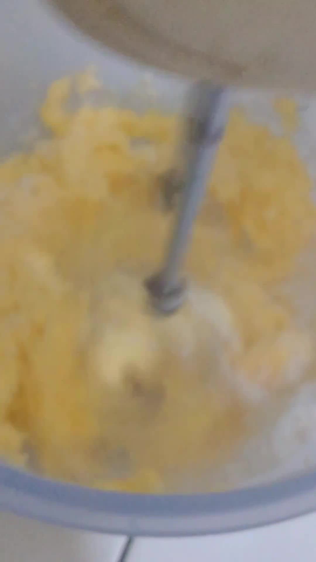Foto langkah ke 2 dari resep Kue Sagu Keju.