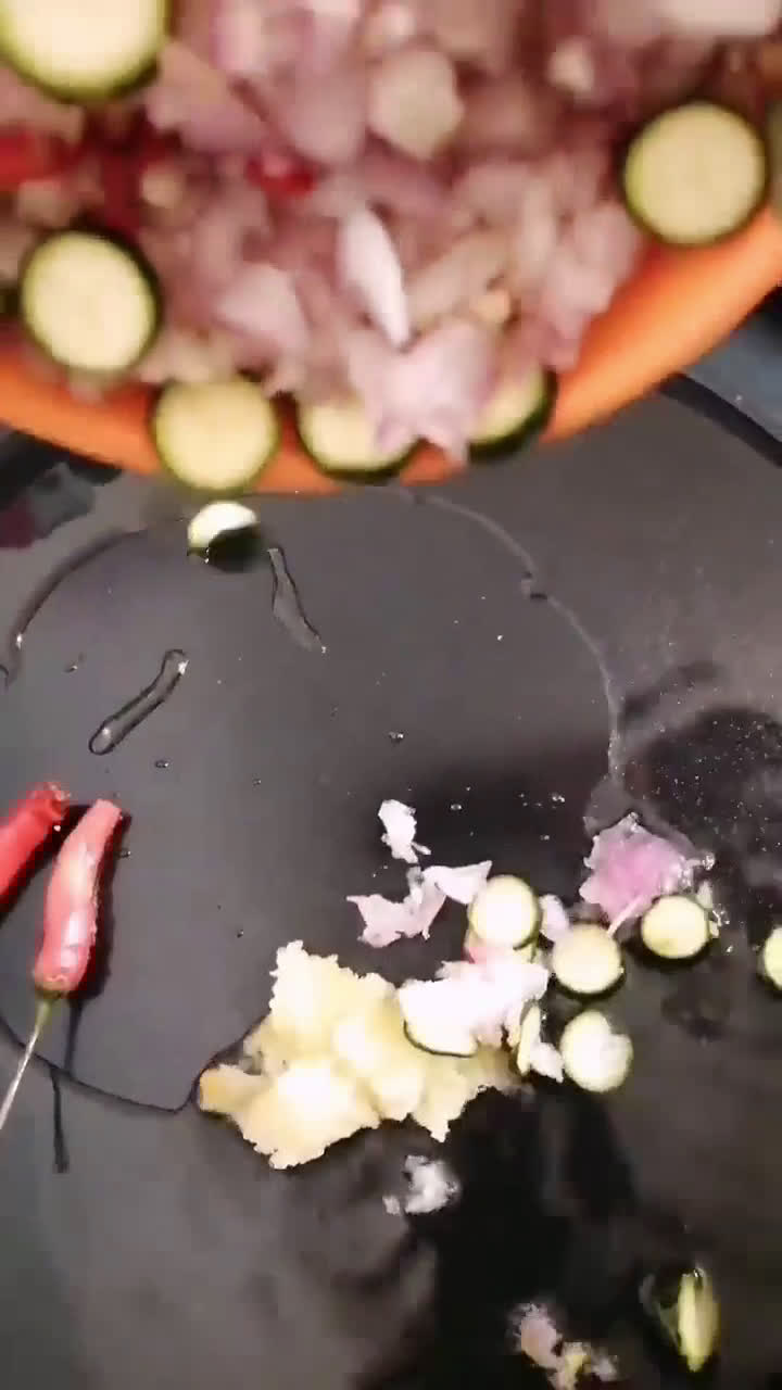Une image de l'étape 6 de Moules de la méditerranée a la provençale 🥘.