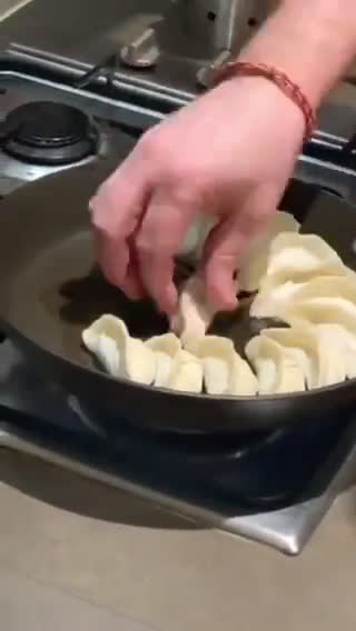 A picture of step 8 of Gyoza.