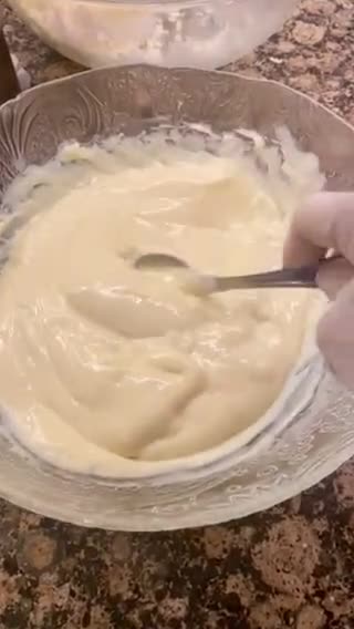 Foto del paso 3 de la receta: Pastel relleno con plátano y crema de leche condensada