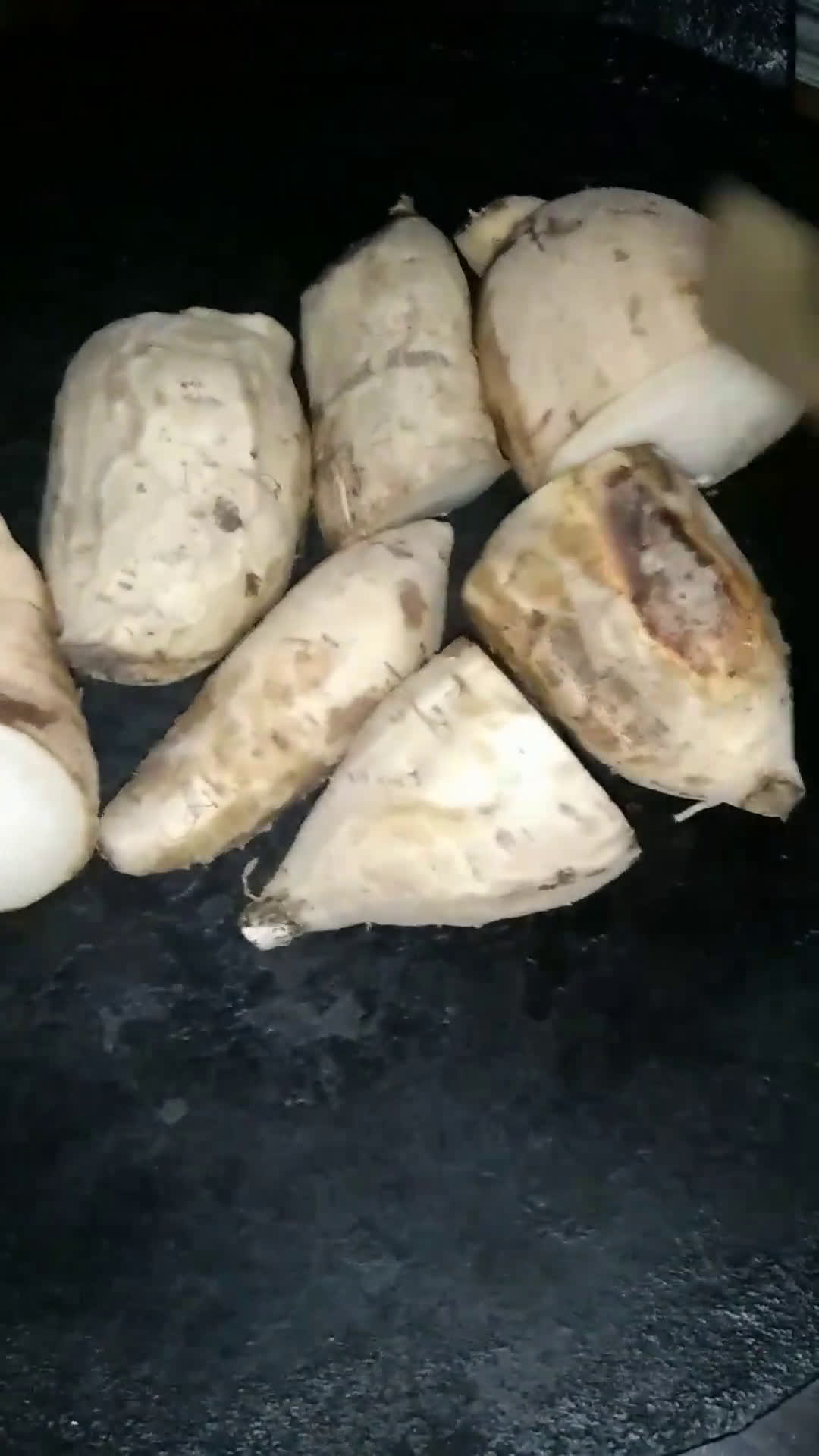 A picture of step 4 of Tawa roasted shakarkandi.