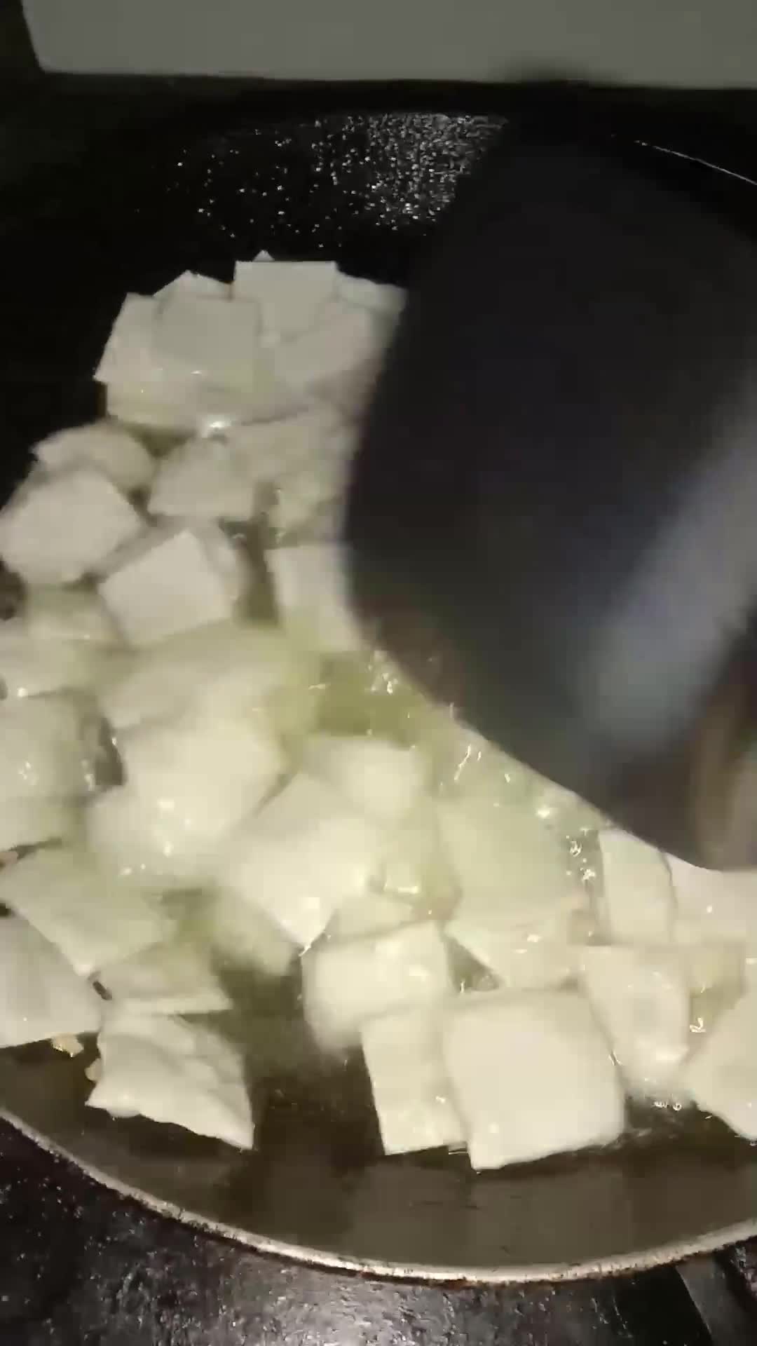 Foto langkah ke 6 dari resep Wonton pedas viral.