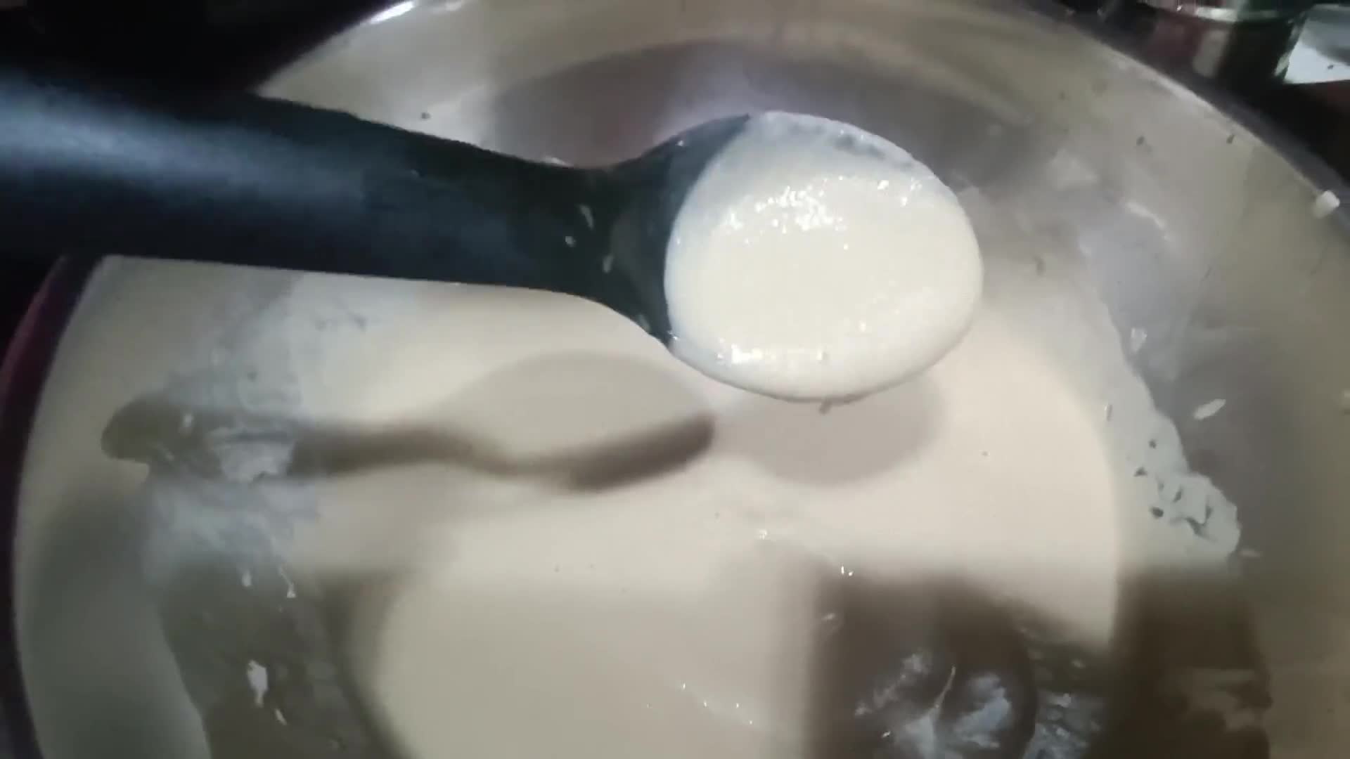 Foto del paso 4 de la receta: Fetuccini de espinacas con salsa de setas