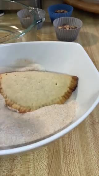 A picture of step 6 of Empanadas with Cola.