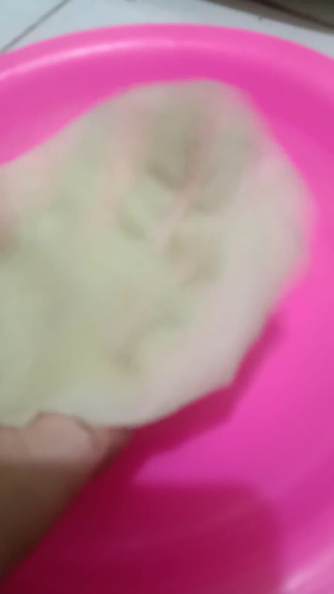 Foto langkah ke 2 dari resep Kulit risol tanpa telor dan anti robek.