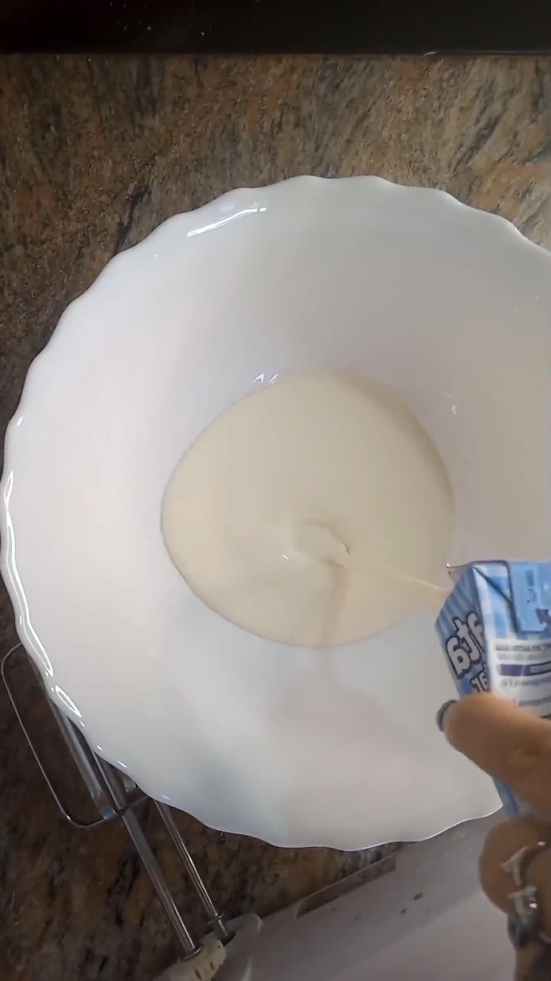 Foto del paso 1 de la receta: Helado de limón 🍋