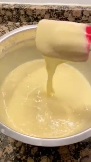 Foto del paso 3 de la receta: Pastel con piña y caramelo