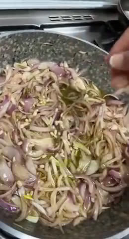 صورة لخطوة 2 من وصفة رولات مسخن