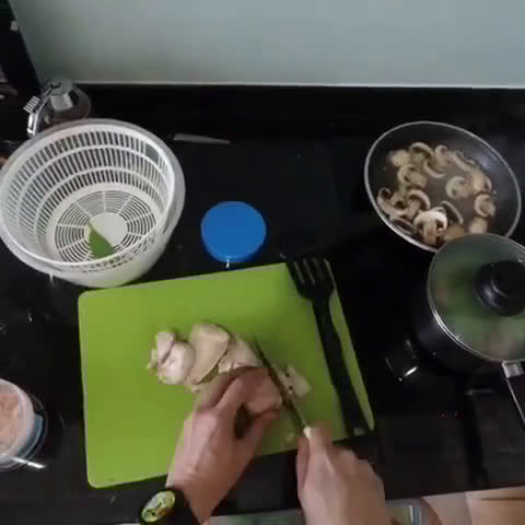 Foto langkah ke 7 dari resep Mie Ayam Jamur Rumahan (step video).